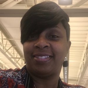 Meet your Posher, Sabrina